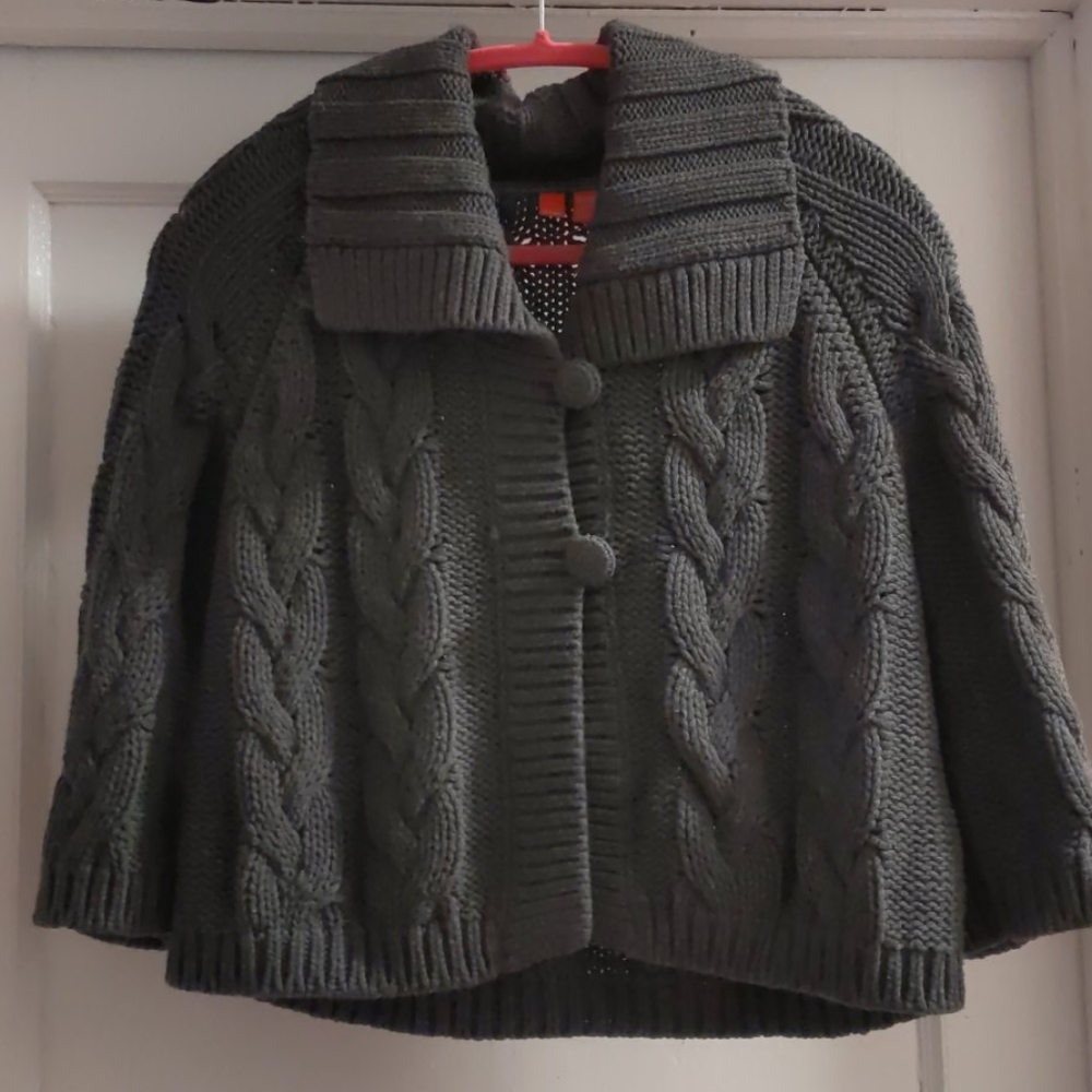 Knit cardigan
